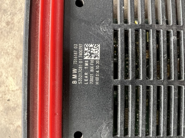 731618703 BMW