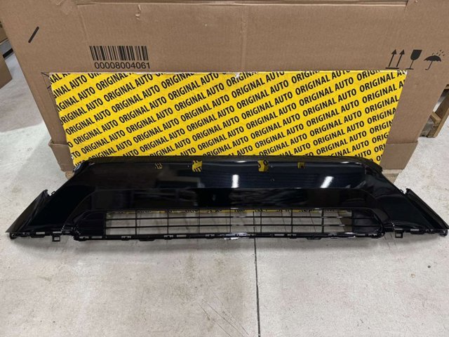 Облицювання радіатора Toyota 5311342181C0 ціна, від 213.47 USD