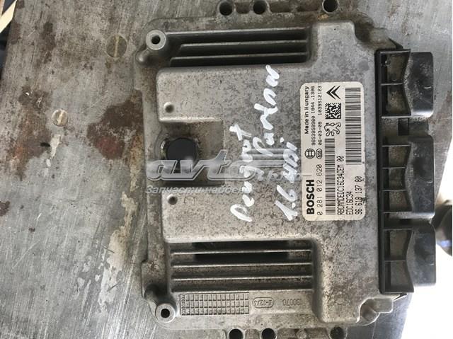 Електронний блок керування двигуном 0281012620 Bosch