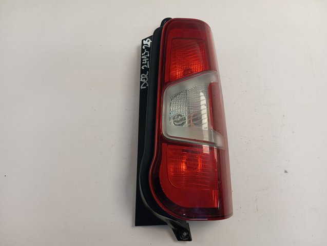 Задня права фара 9820554880 Opel