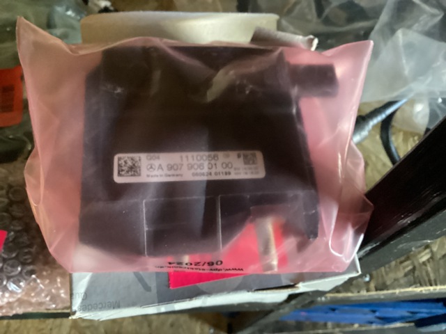 Реле генератора A9079060100 Mercedes
