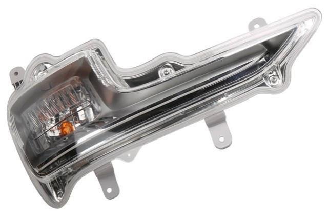 Протитуманка права General Motors 22810494 ціна, від 182.23 USD
