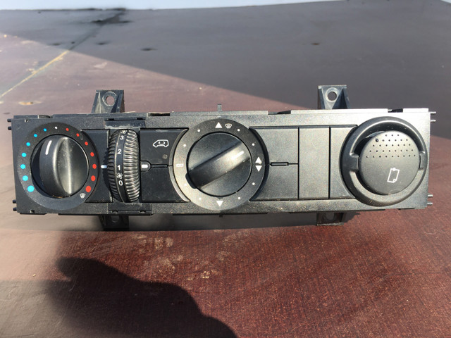 A9068300885 Mercedes Механізм управління кондиціонером
