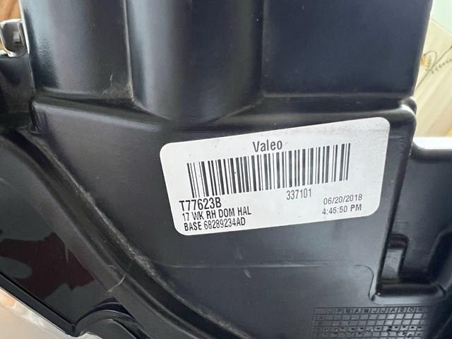 Фара правая Chrysler 68289234AD ціна, від 262.24 USD