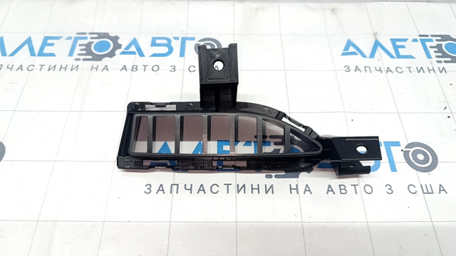 Решітка переднього бампера, ліва FPS 5081915 ціна, від 16.20 USD