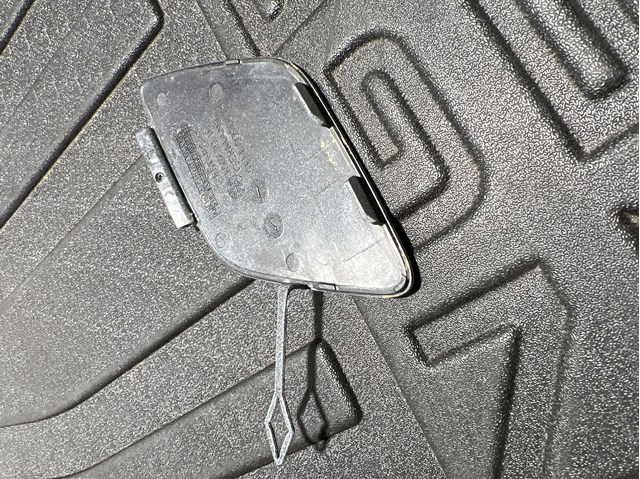 7095174 Autotechteile Заглушка бампера буксирувального гака, передня