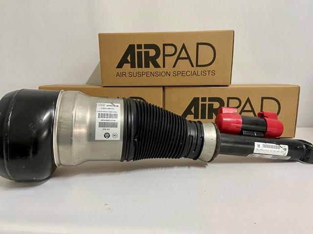 Купити A2223208213 Mercedes Амортизатор передній, правий