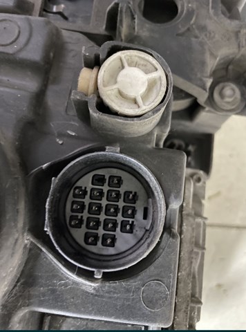 Купити AH2213W030MD Land Rover 