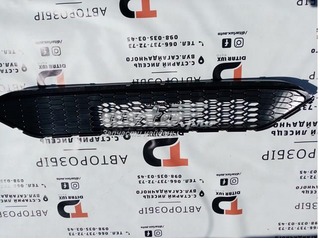 Решітка переднього бампера, центральна Signeda PFD99406GA ціна, від 29.27 USD