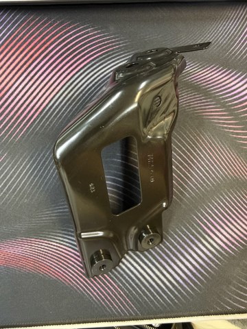 7472595 BMW 