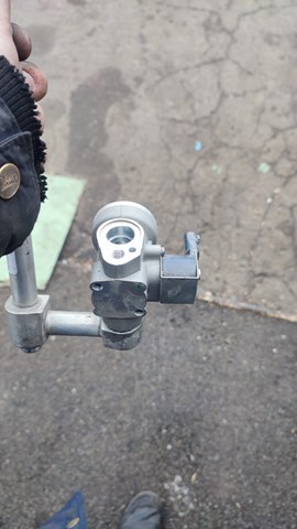 64509292572 BMW 