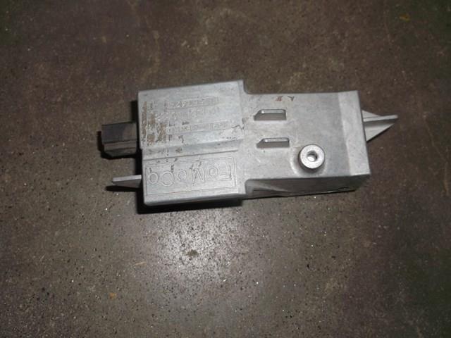 7G913F880 Ford 