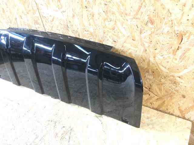  Land Rover LR106652
