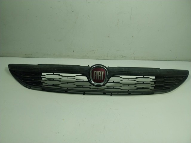 Решітка Fiat/Alfa/Lancia 735615595