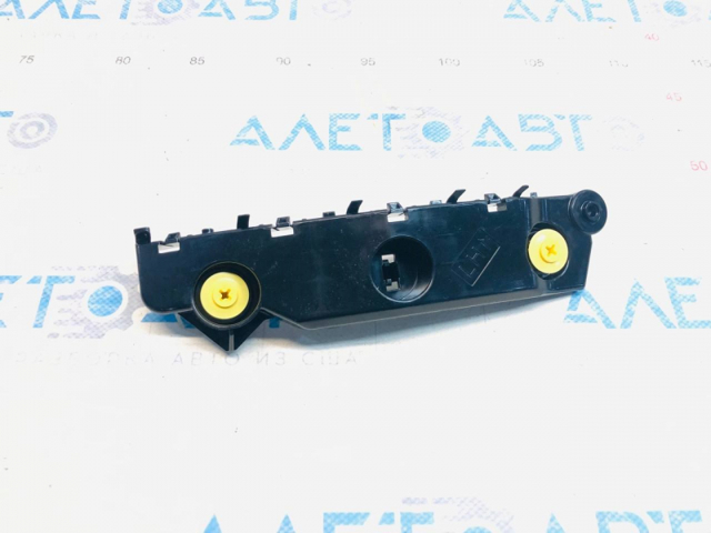 622236RR0B Nissan/Infiniti Лівий кронштейн переднього бампера