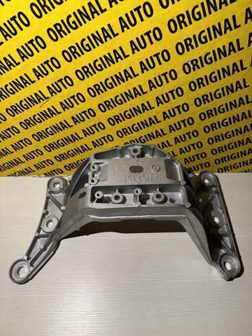 KR9P39381 Mazda Кріплення коробки передач