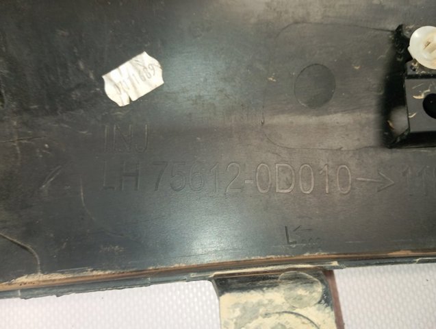  Toyota 756120D010