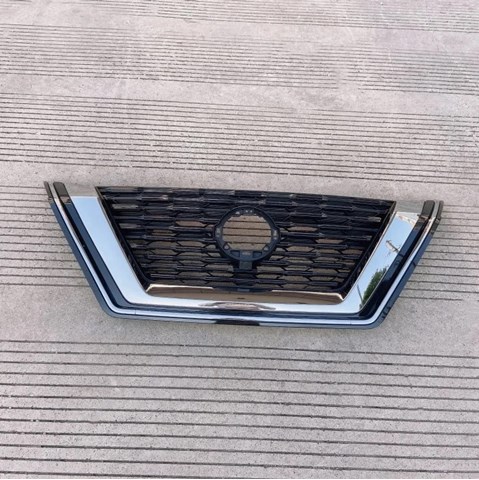 Купити 623106RR1B Nissan/Infiniti Захисна решітка радіатора
