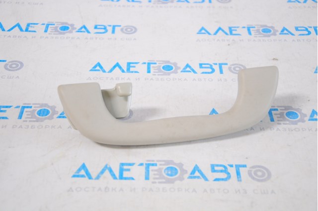 Поручні (тримачі) і гачок для одягу Mazda GAL269470C75 ціна, від 7.17 USD