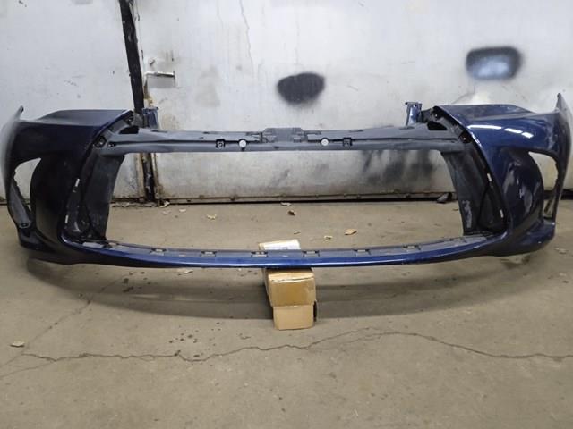 Передній бампер 5211907912 Toyota