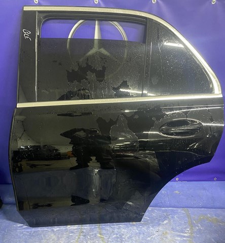 Двері задні Mercedes A1677308111 ціна, від 1140.19 USD