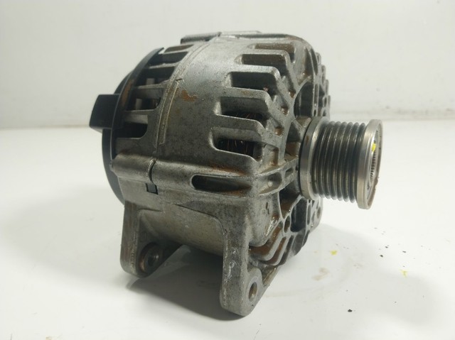 Генератор 231008648R Renault (RVI)