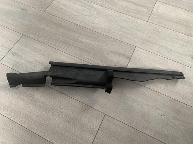 Ущільнювач крила Nissan/Infiniti 638285NA0A