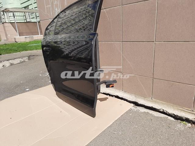 6700306241 Toyota Двері пасажирські задні праві