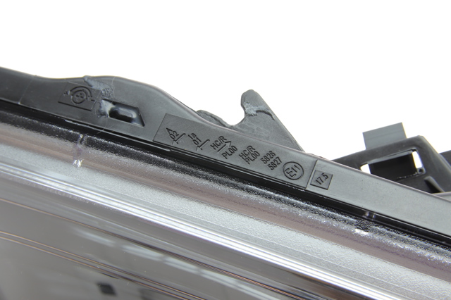 Фара права 260109958R Renault (RVI)