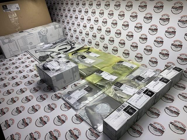 Комплект прокладок двигуна Mercedes A2720300613