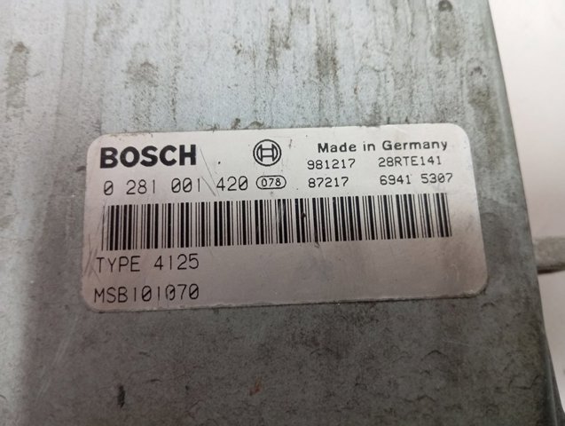 Блок двигуна Land Rover 0281001420