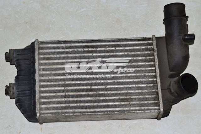Радіатор інтеркулера Fiat/Alfa/Lancia 1307012080