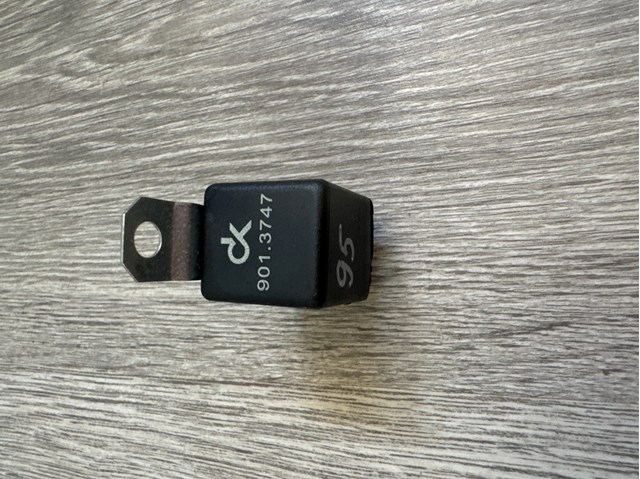 9013747 DK 