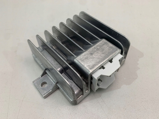  Mercedes A2439000401 ціна, від 60.24 USD