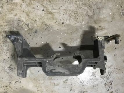  Mercedes A1686260433