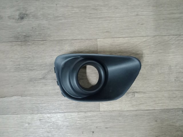 Заглушка протитуманки передньої правої FPS FP3806914 ціна, від 8.25 USD