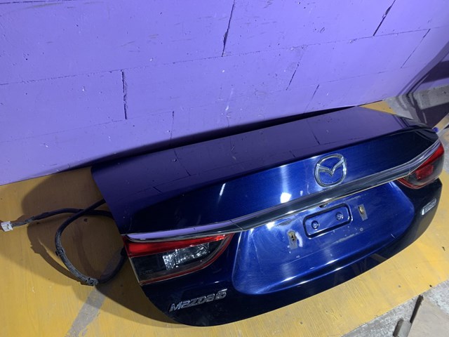 Купити GJY15261X Mazda Кришка багажника