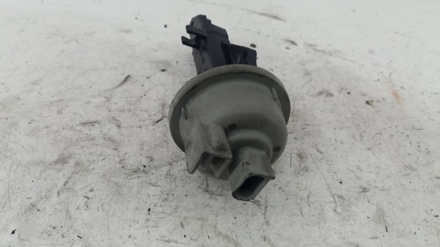 042797 Ford 
