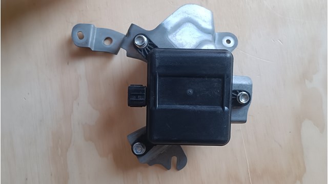 KB8C67Y30K Mazda Датчик контролю мертвої зони, задній
