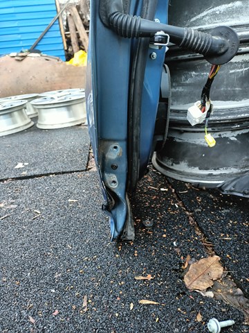 Купити 60009SJ0419P Subaru Двері праві передні