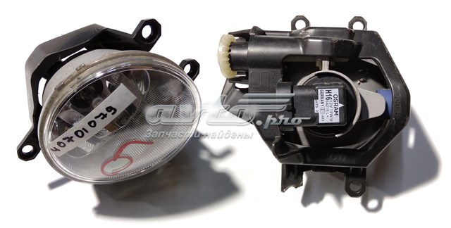8121047010 Toyota туманка права