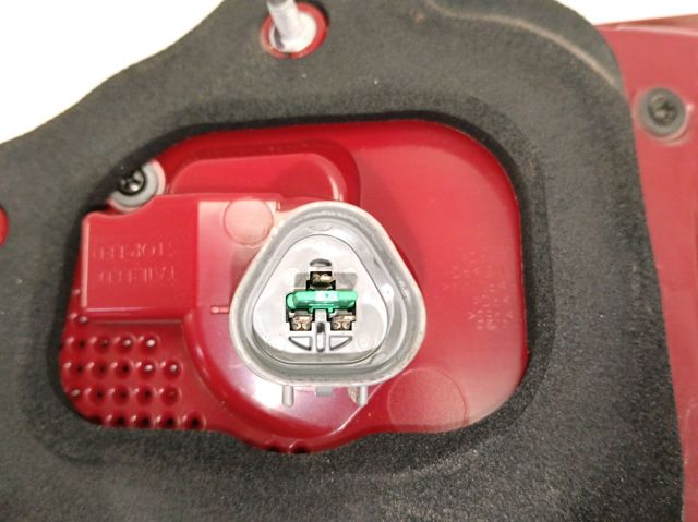 Купити 92406F1601 Hyundai/Kia Ліхтар задній внутрішній правий