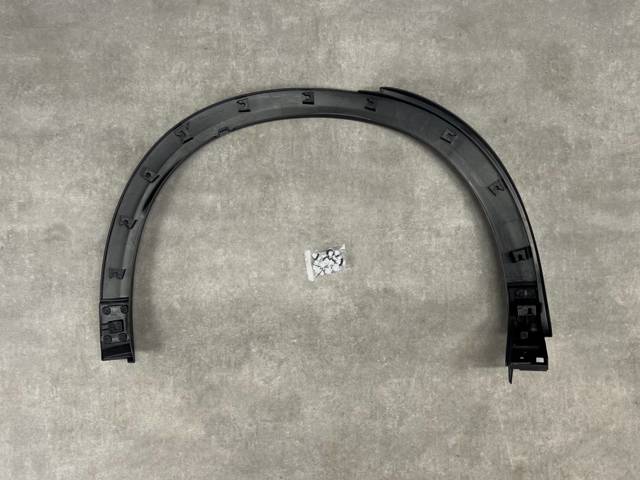 Купити KB7W51W60E Mazda Молдинг арки колеса заднього, лівий