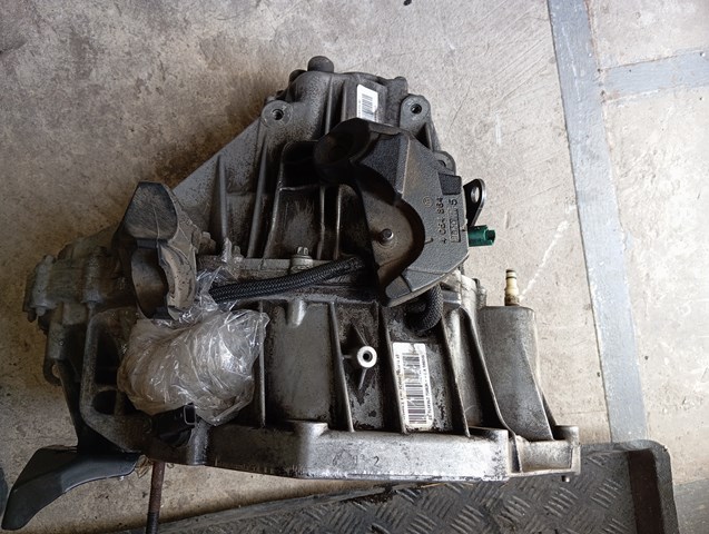  8200793334 Renault (RVI)