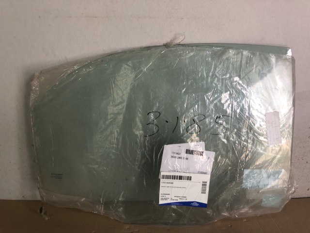 GS1106D304 XYG Скло задньої двері правої