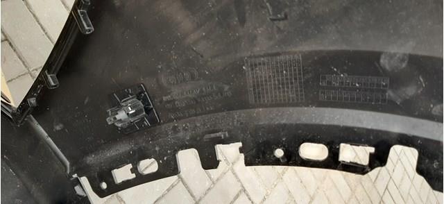 5211960M50 Toyota Бампер передній в зборі