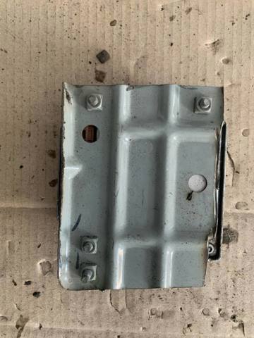Купити YWC000610 Land Rover 