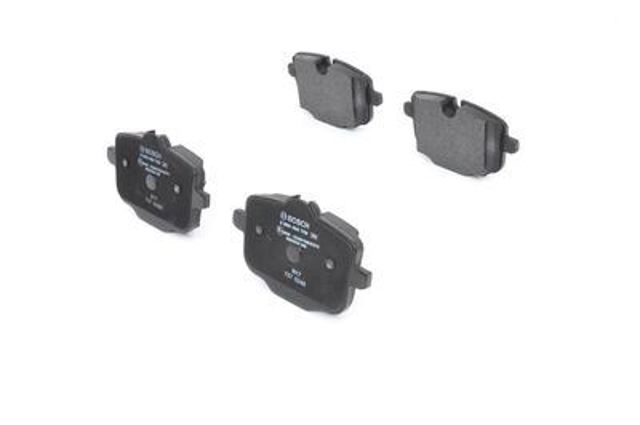 Задні гальмівні колодки Bosch 986494759 ціна, від 73.26 USD