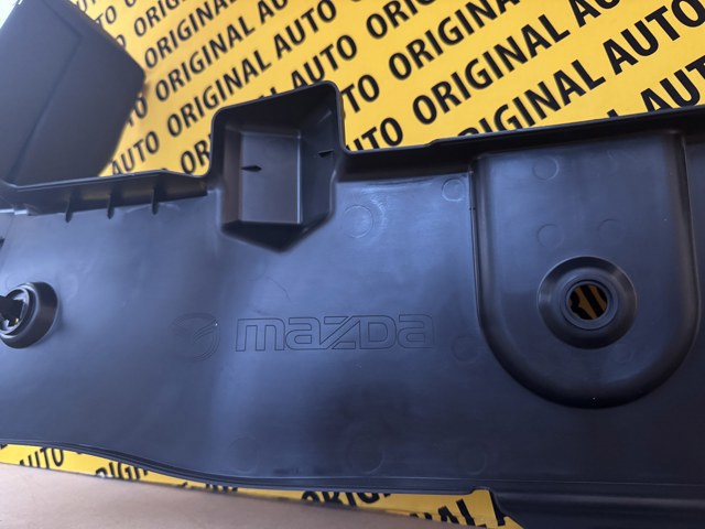DGH9507M0 Mazda повітропровід радіатора