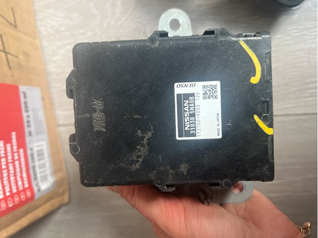 310385NA0B Nissan/Infiniti Механізм управління КПП